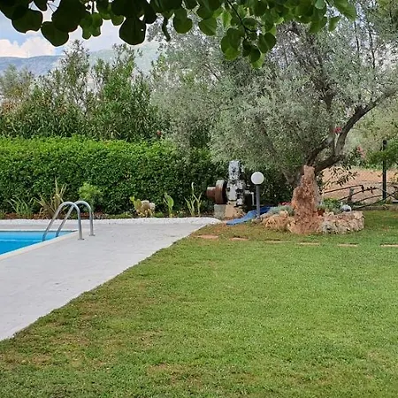 Вилла Beautiful With Swimming Pool Near Nafplion Metochi (Asklipiio)
