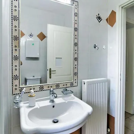 Beautiful With Swimming Pool Near Nafplion *
