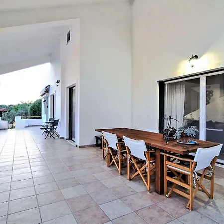 Beautiful With Swimming Pool Near Nafplion