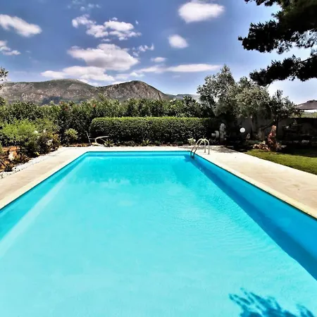 Вилла Beautiful With Swimming Pool Near Nafplion Metochi (Asklipiio)