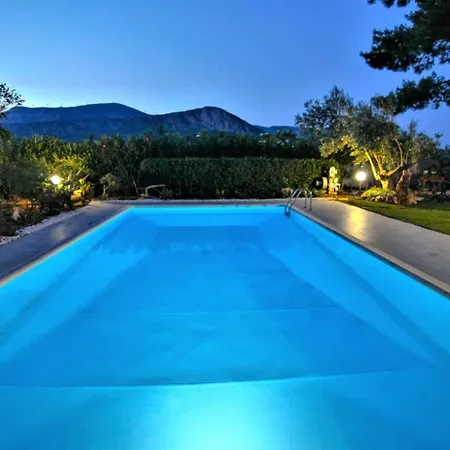 Вилла Beautiful With Swimming Pool Near Nafplion *