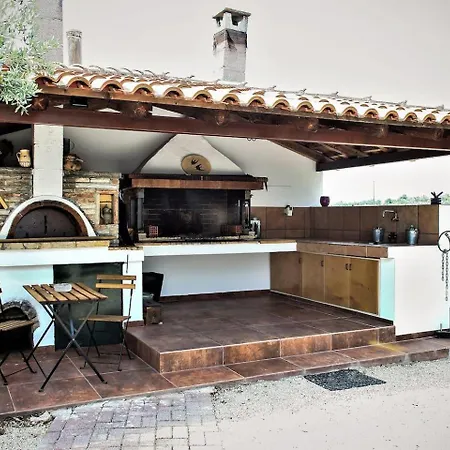 Вилла Beautiful With Swimming Pool Near Nafplion *